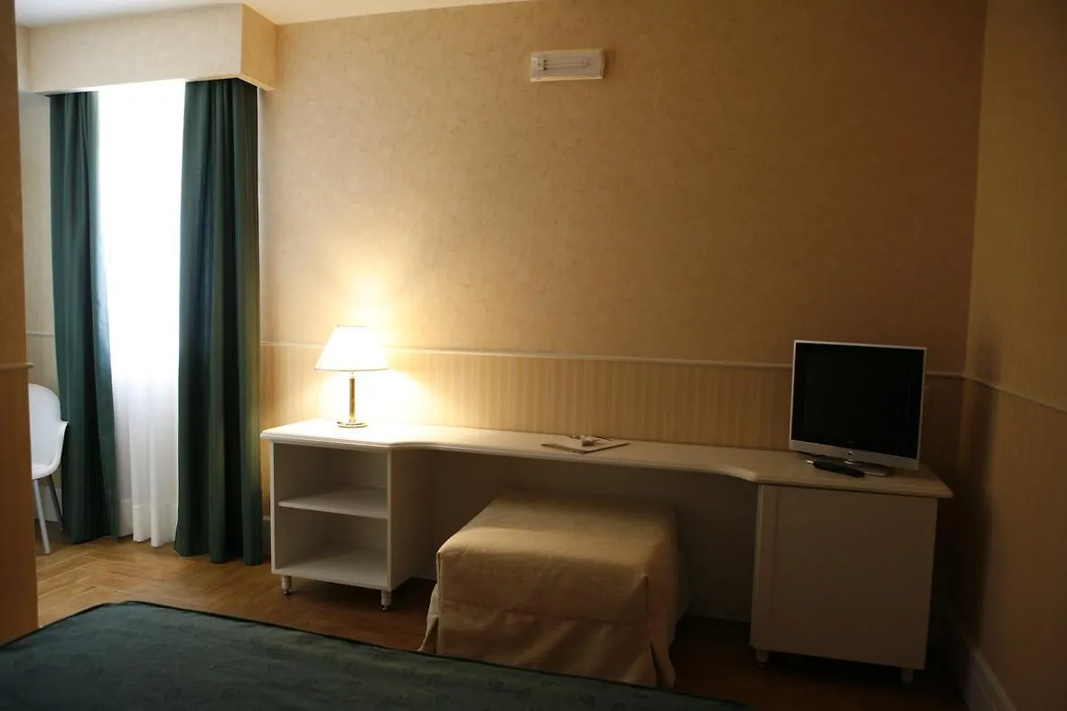 Kento Park Hotel Centuripe 4*,
